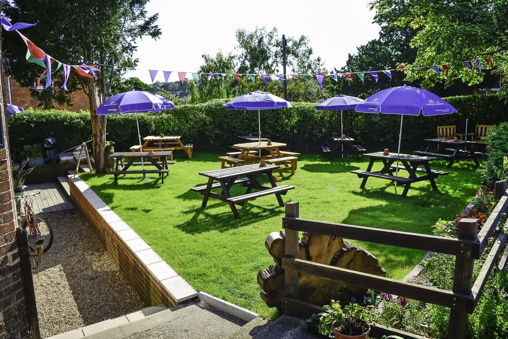 Waverley Inn Newport  Exterior foto