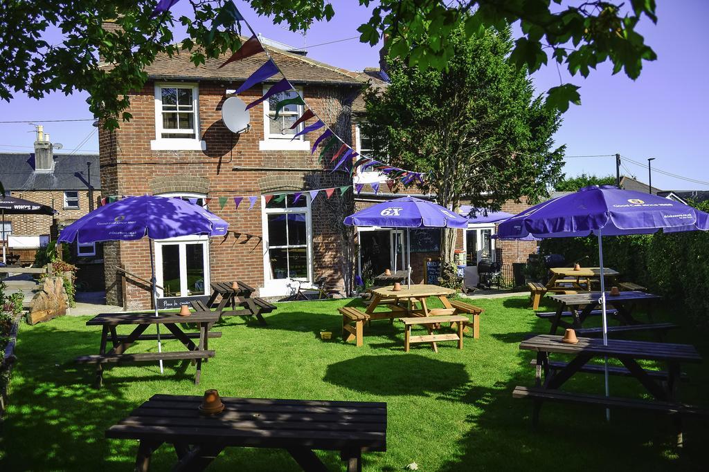 Waverley Inn Newport  Exterior foto